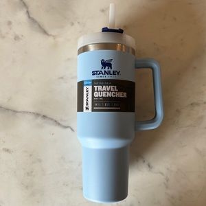 STANLEY 40 oz ADVENTURE QUENCHER Travel Tumbler CORNFLOWER BLUE